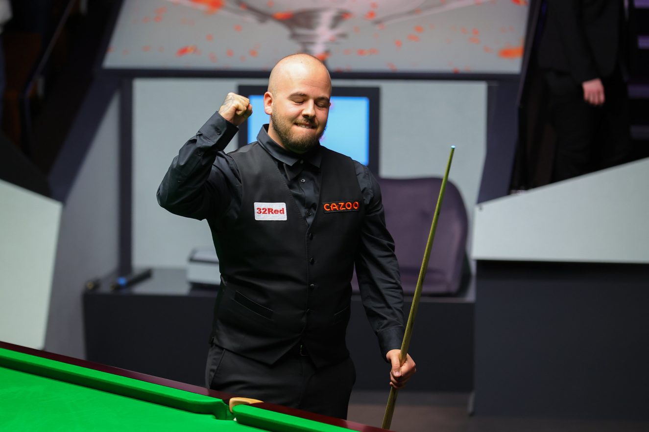 拉爵公司承 拉爵公司承