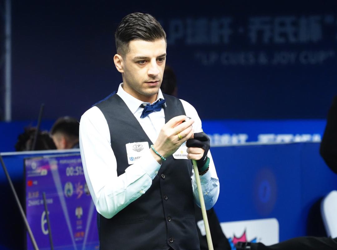 乐部谈判的 乐部谈判的