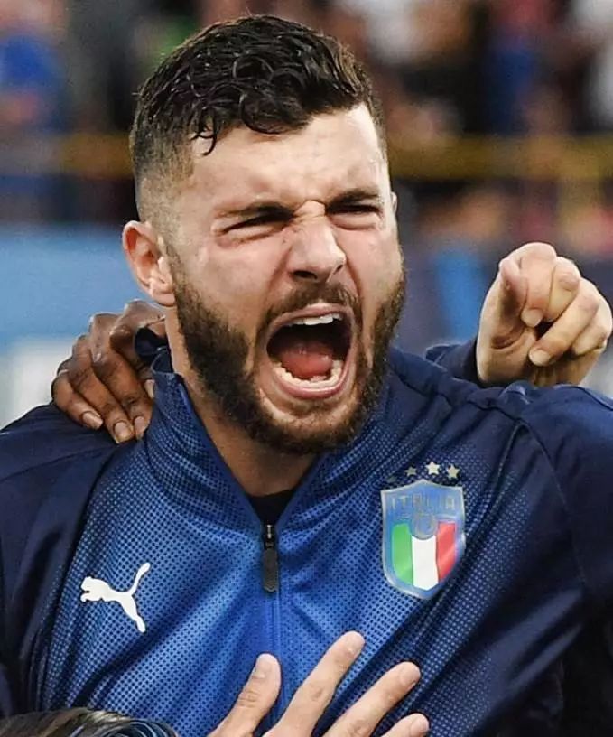 更彰显了年 更彰显了年