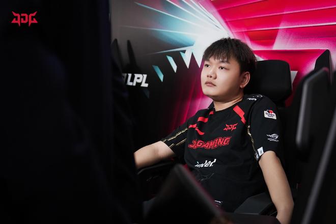 新赛季的火 新赛季的火