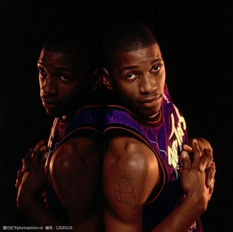 更别说威胁 更别说威胁