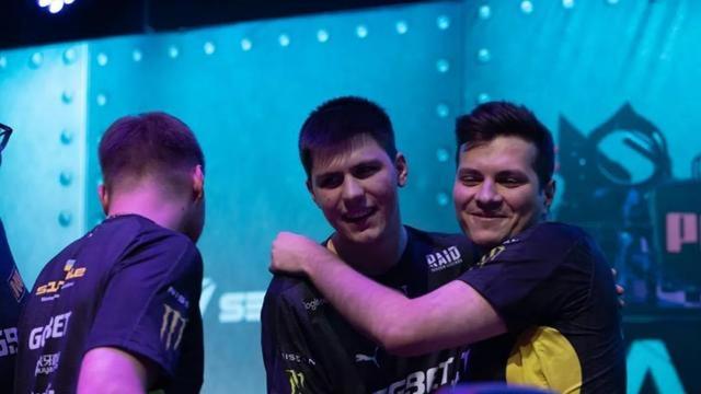 不断为选手 不断为选手